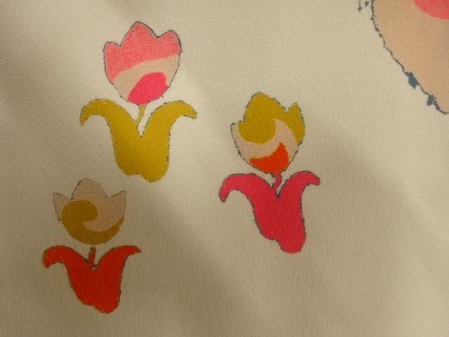  アンティーク　子猫に花・虫籠模様昼夜帯（着用可）